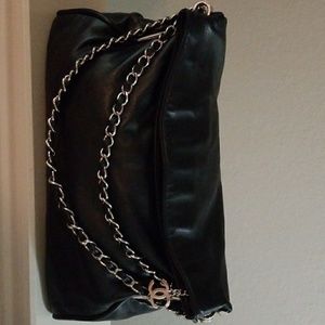 CHANEL purse